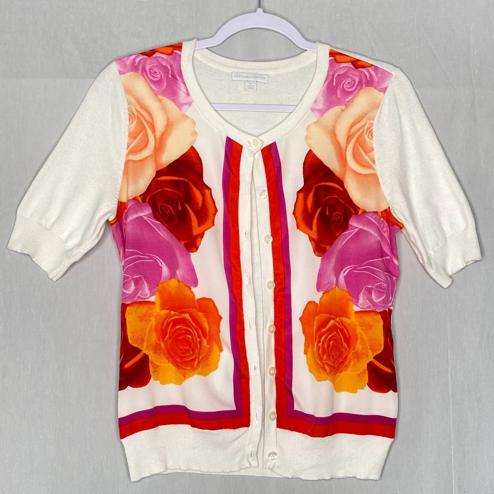 💎New York & Co Womens Cardigan Sweater Size Medium Silky Floral Front Knit Back